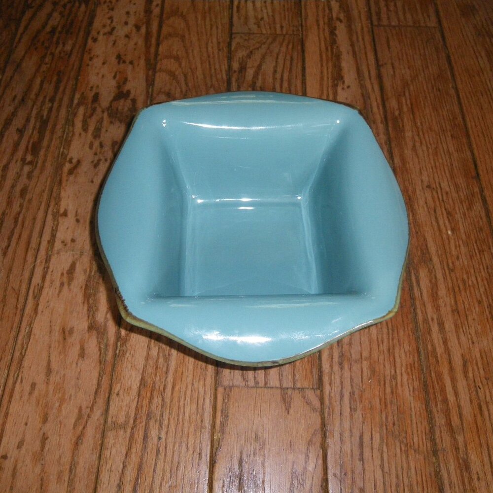 Southern Living at HOME Tuscan Everyday Baker Ornate Dish